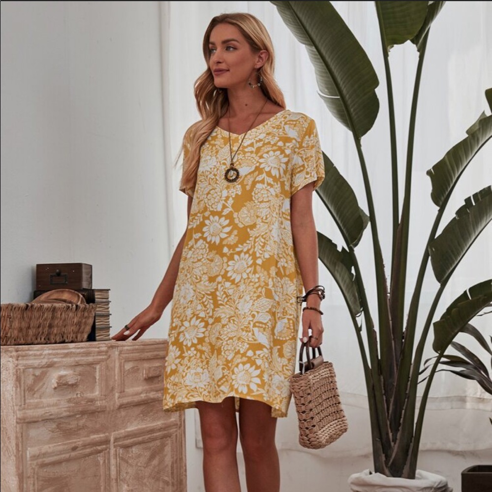 EMERY ROSE Floral Print V-Neck Tunic Dress